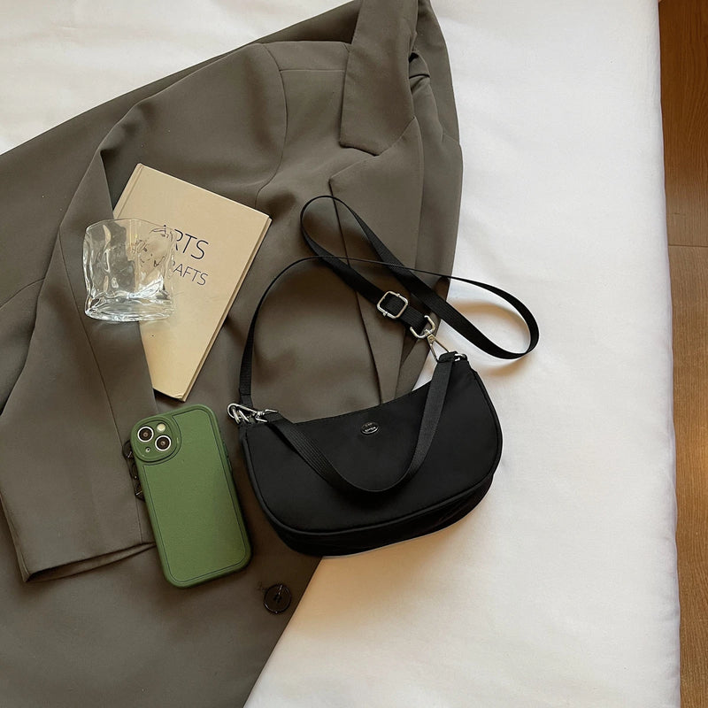 Bolsa Transversal Impermeável e Moderna