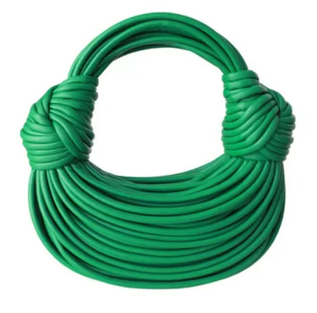 Bolsa de Ombro Escultural Dourada