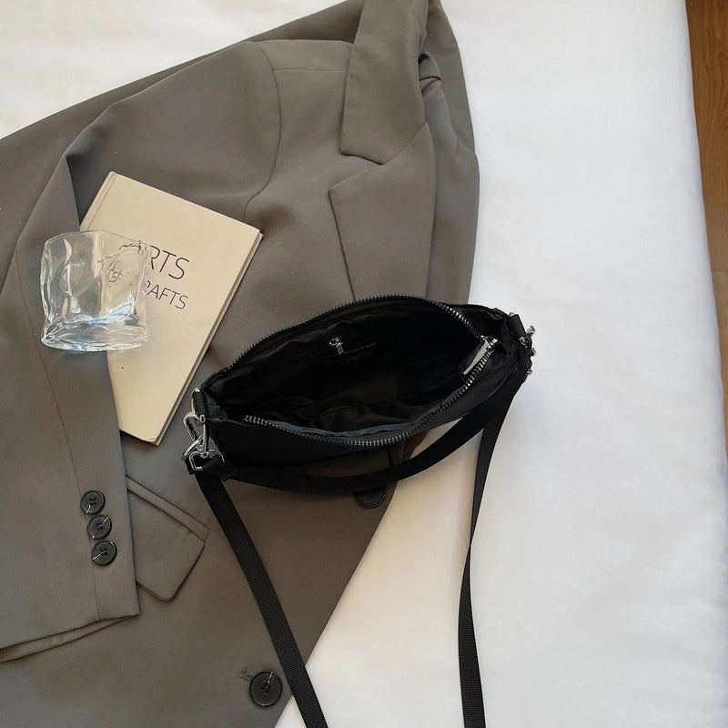 Bolsa Transversal Impermeável e Moderna